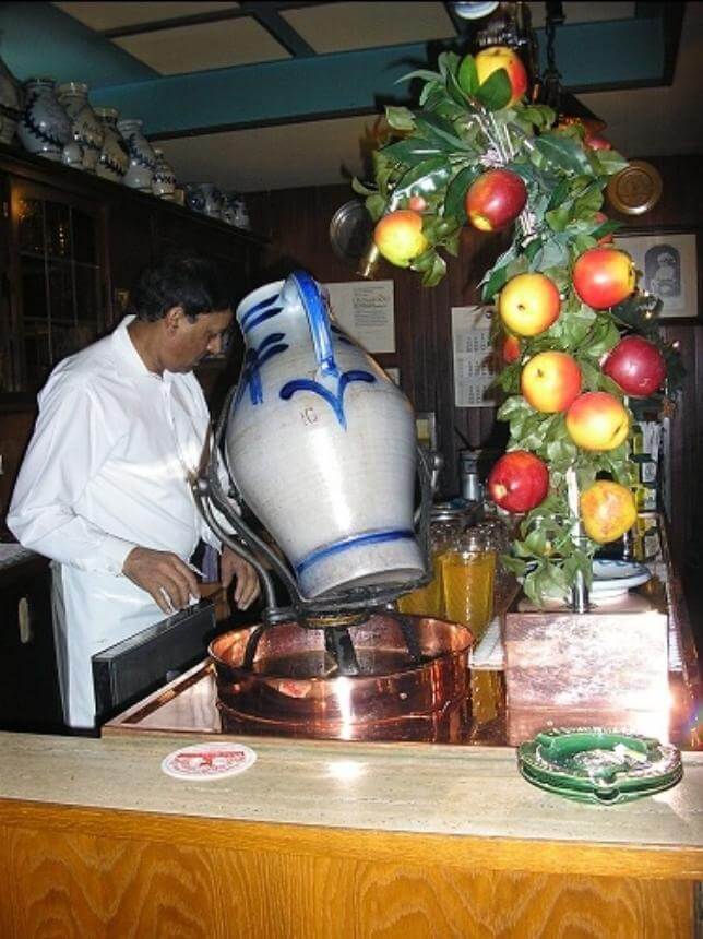 Bar im Klaane Sachsehaeuser