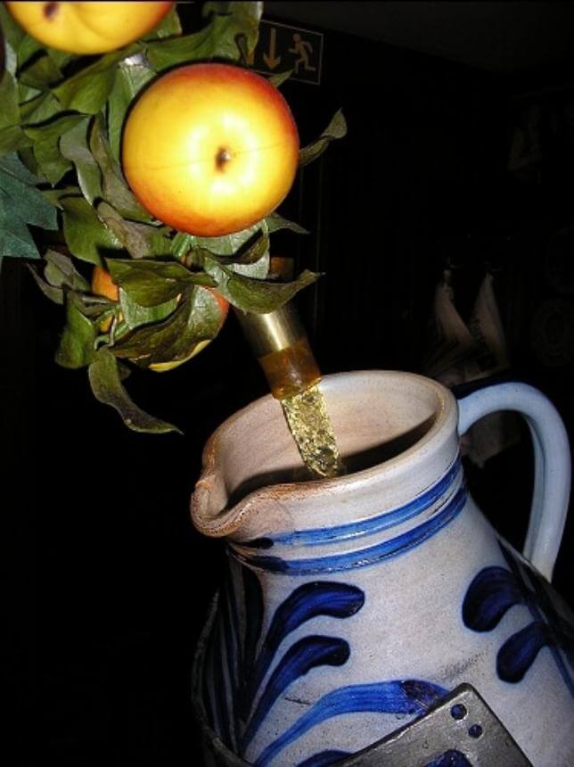 Altmodische Vase